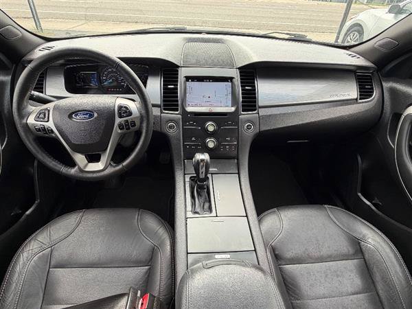 Used 2016 Ford Taurus SEL w/ Equipment Group 201A FWD image 11