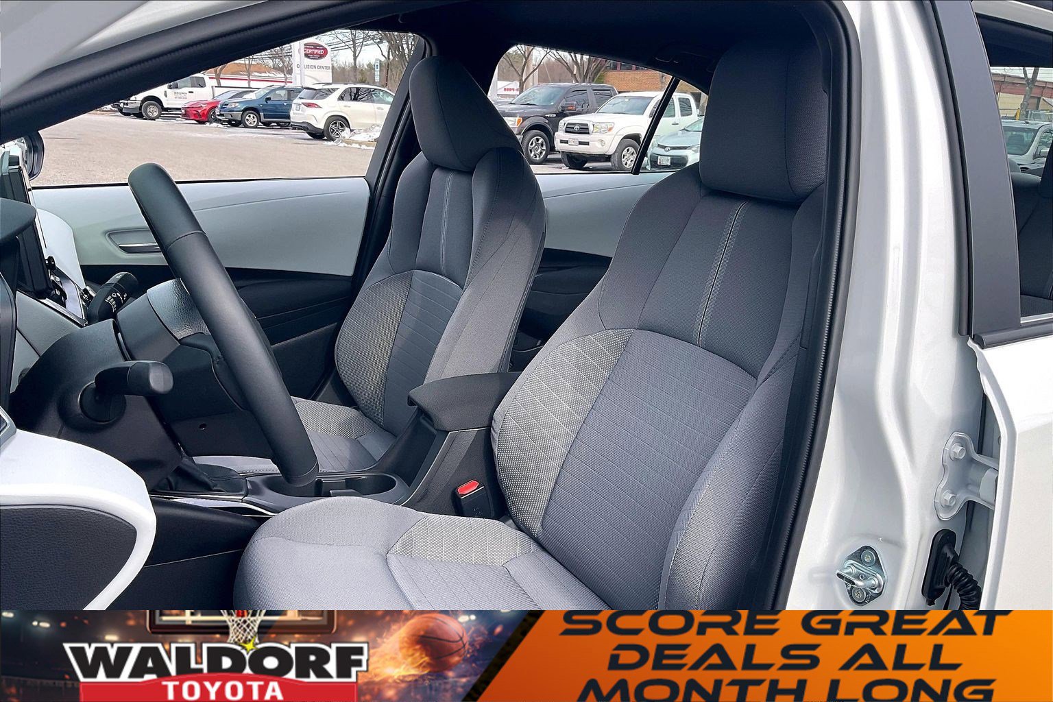 Used 2026 Toyota Corolla SE image 29