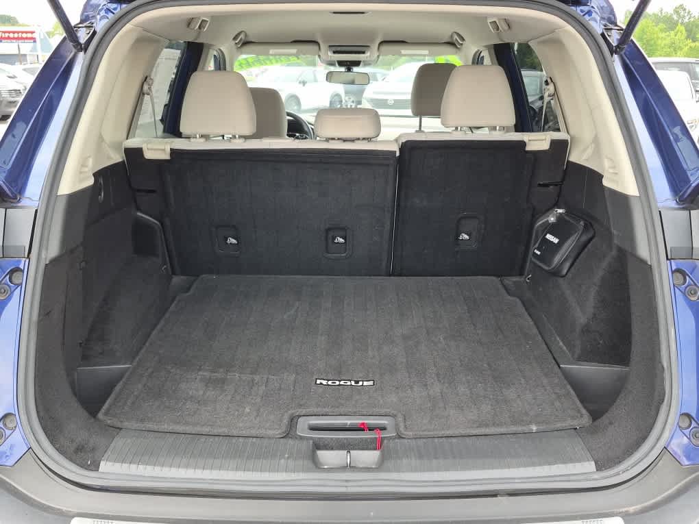 Used 2021 Nissan Rogue SV AWD/4WD image 18