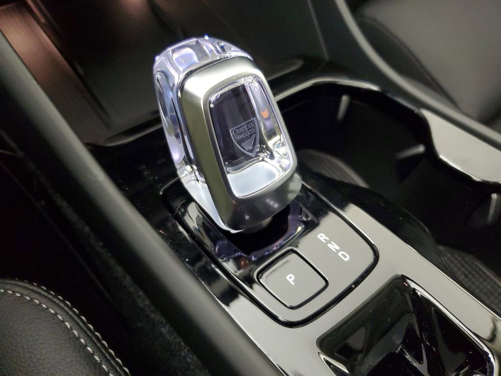 Used 2026 Volvo XC40 B5 Ultra w/ Protection Package Premier image 34