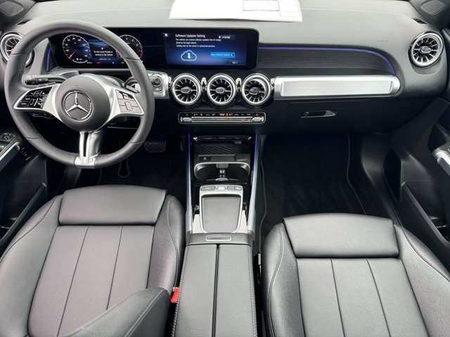 New 2026 Mercedes-Benz GLB 250 image 4