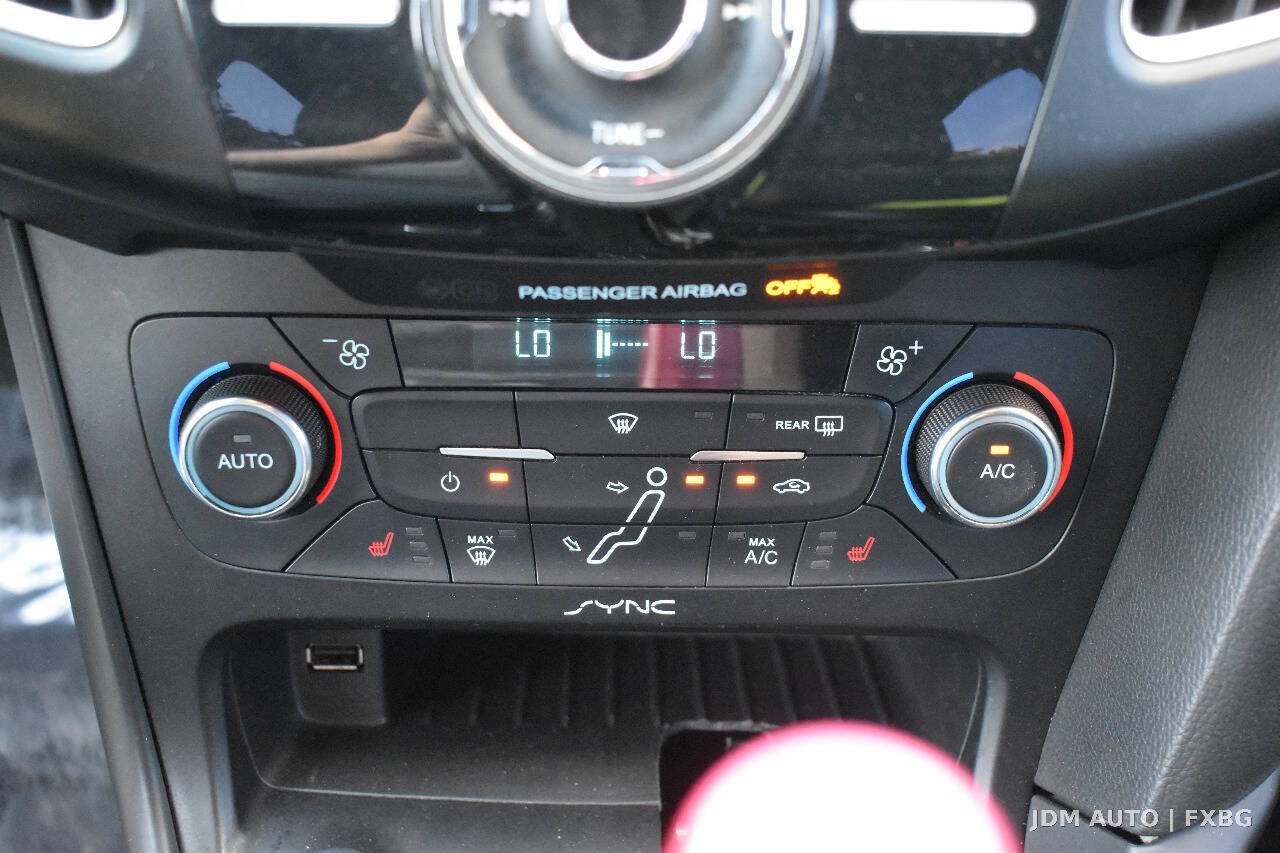 Used 2015 Ford Focus ST w/ Equipment Group 402A FWD image 25