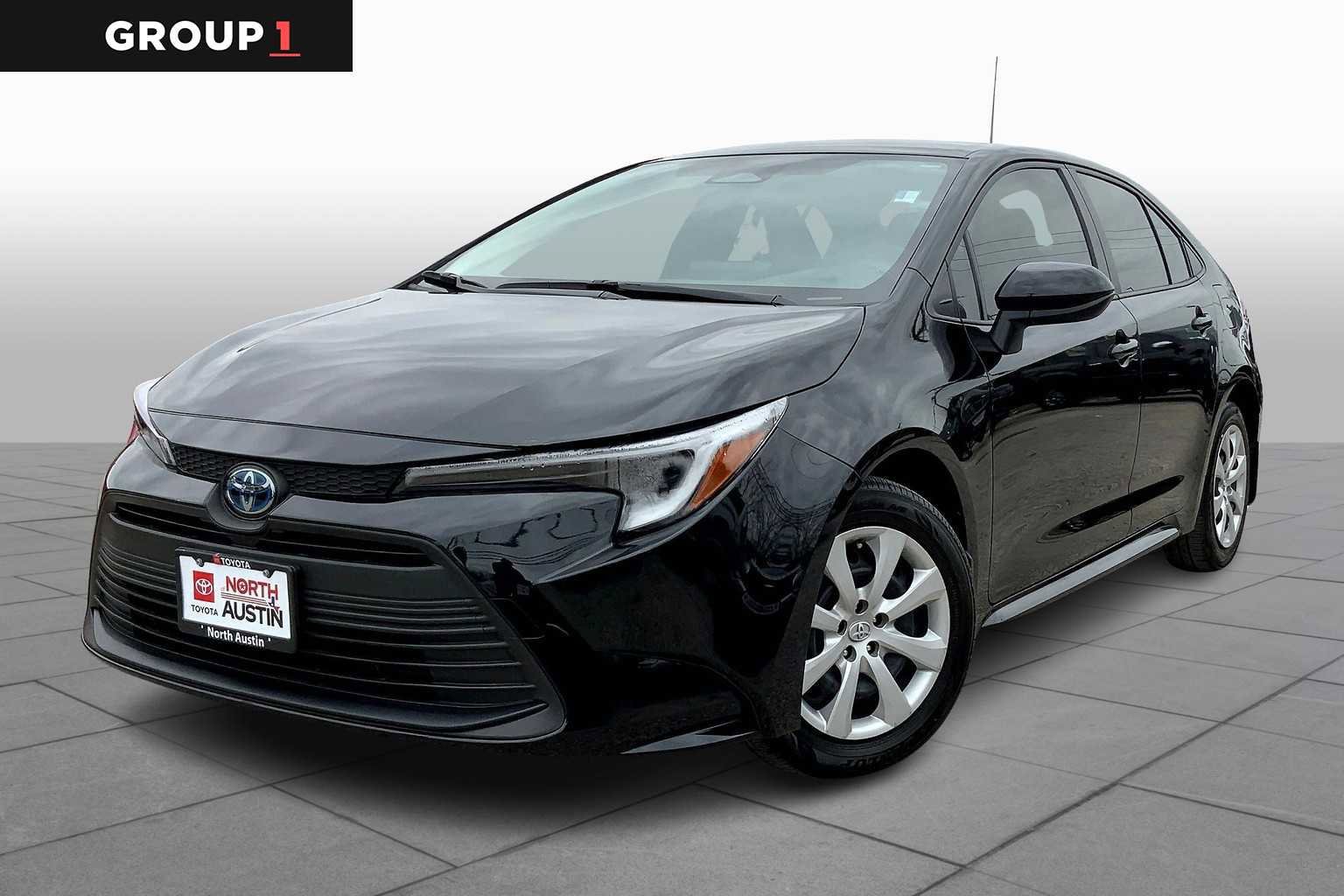 Used 2024 Toyota Corolla LE FWD image 1