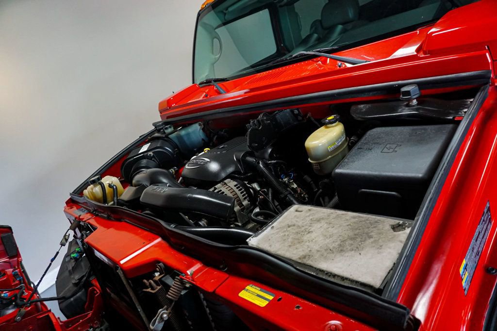 Used 2004 HUMMER H2 AWD/4WD image 16