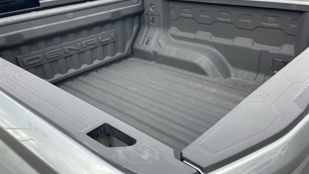 Used 2024 GMC Canyon Denali image 24