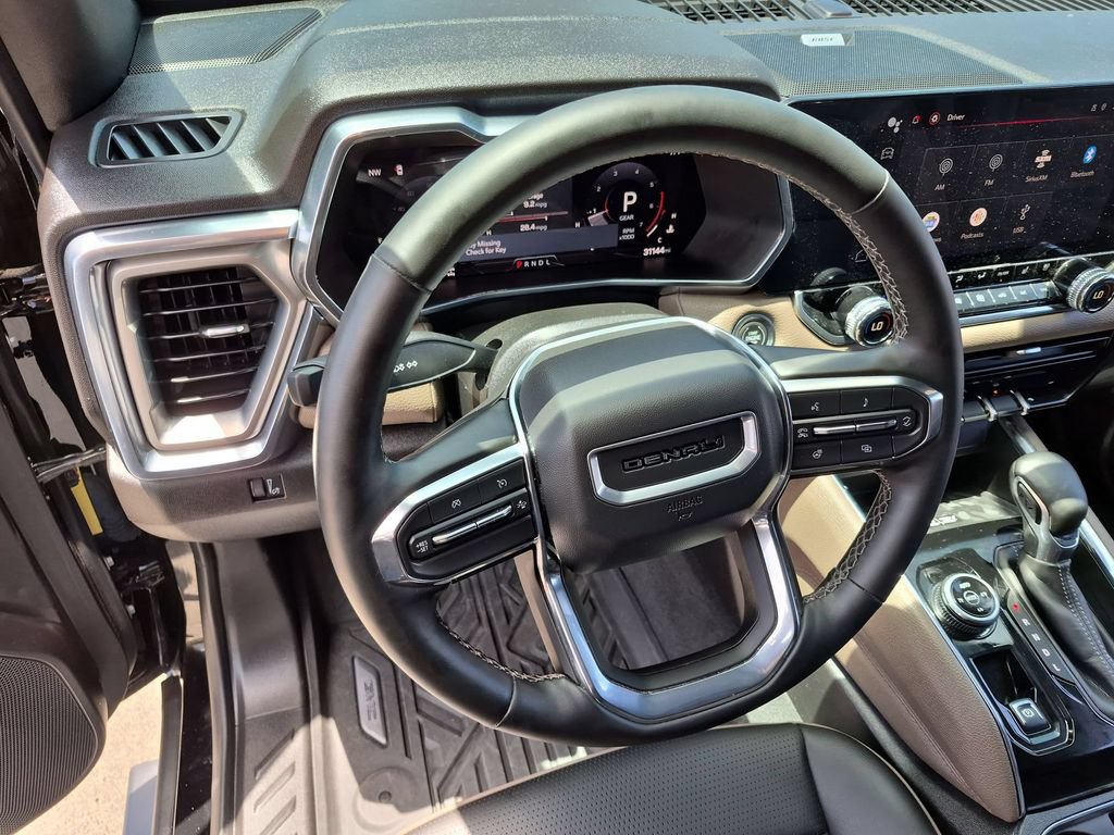 Certified 2023 GMC Canyon Denali w/ Denali Black Edition AWD/4WD image 12