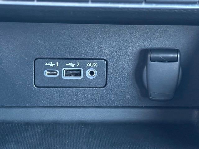 Certified 2023 Nissan Sentra SV FWD image 35