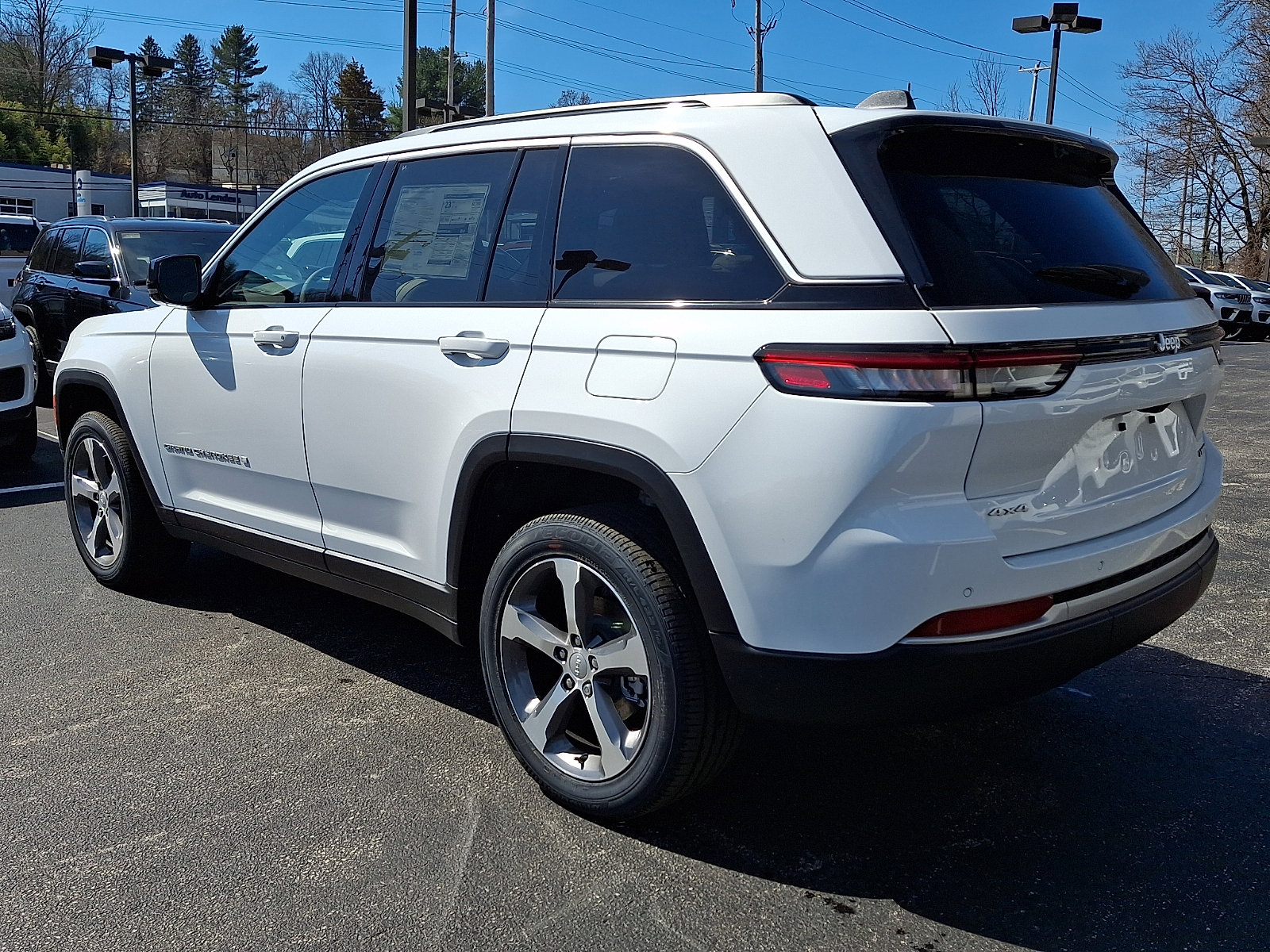 New 2026 Jeep Grand Cherokee Limited w/ Trailer Tow Package image 4