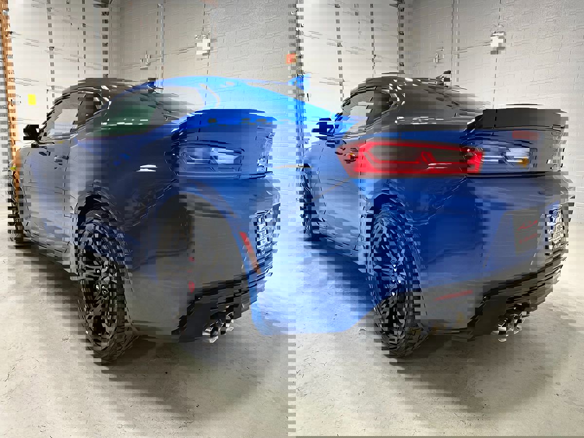 Used 2018 Chevrolet Camaro SS image 16