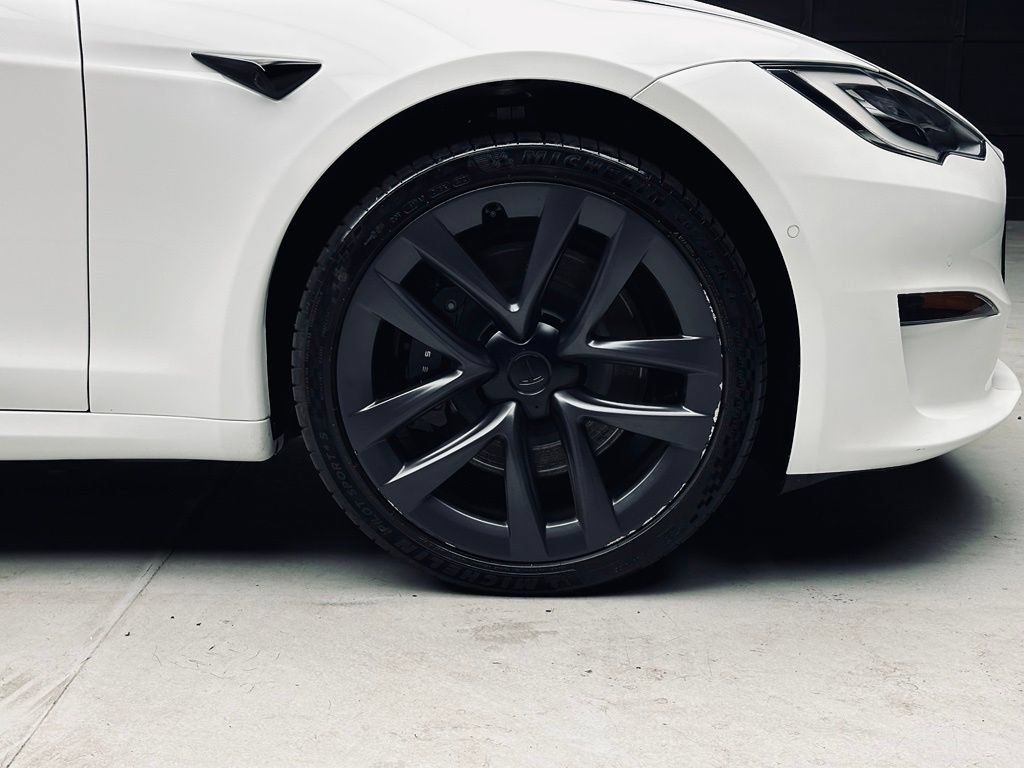 Used 2022 Tesla Model S AWD/4WD image 38