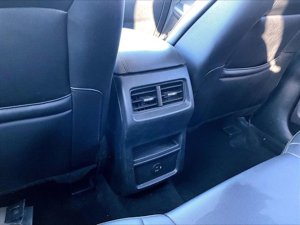 Used 2021 Ford Edge SEL image 27