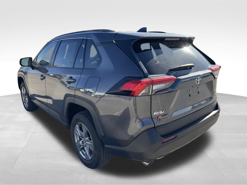 Used 2024 Toyota RAV4 XLE image 3