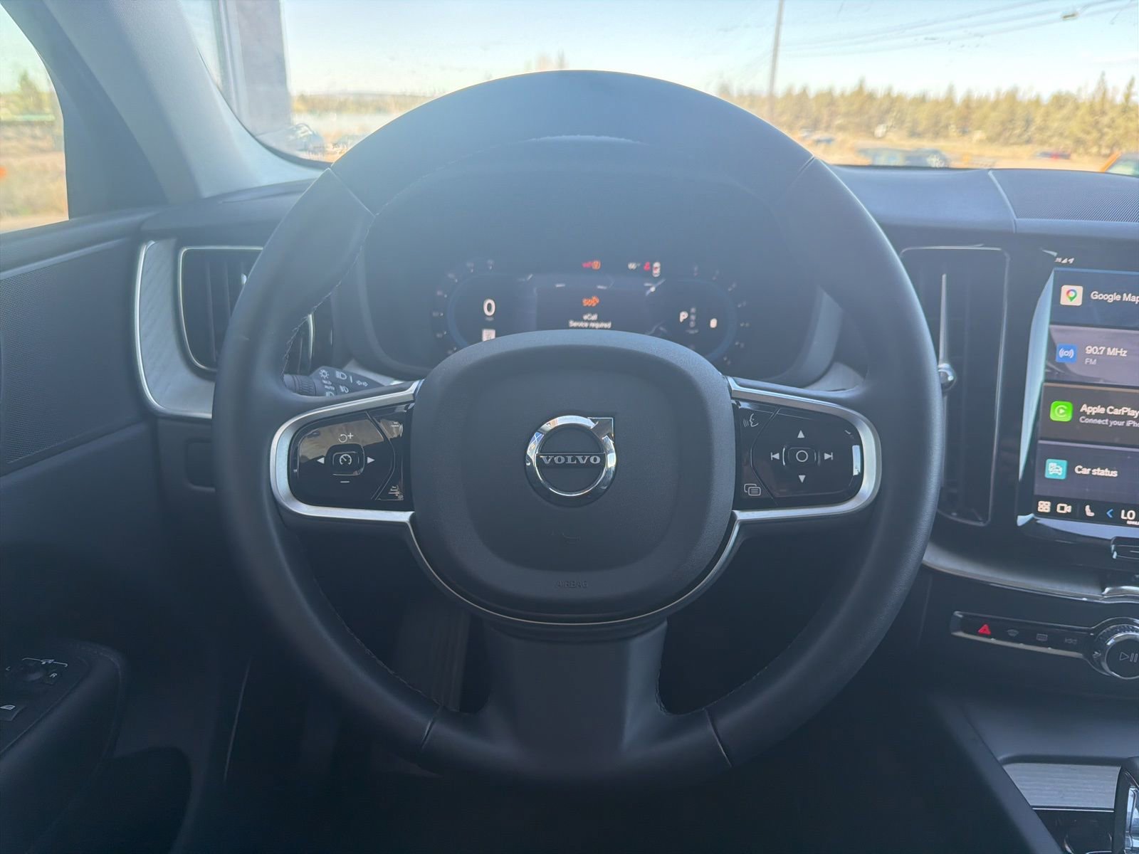 Used 2025 Volvo XC60 B5 Plus AWD/4WD image 11