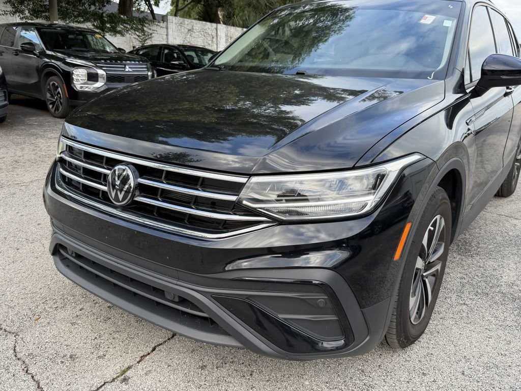 Used 2024 Volkswagen Tiguan S image 10