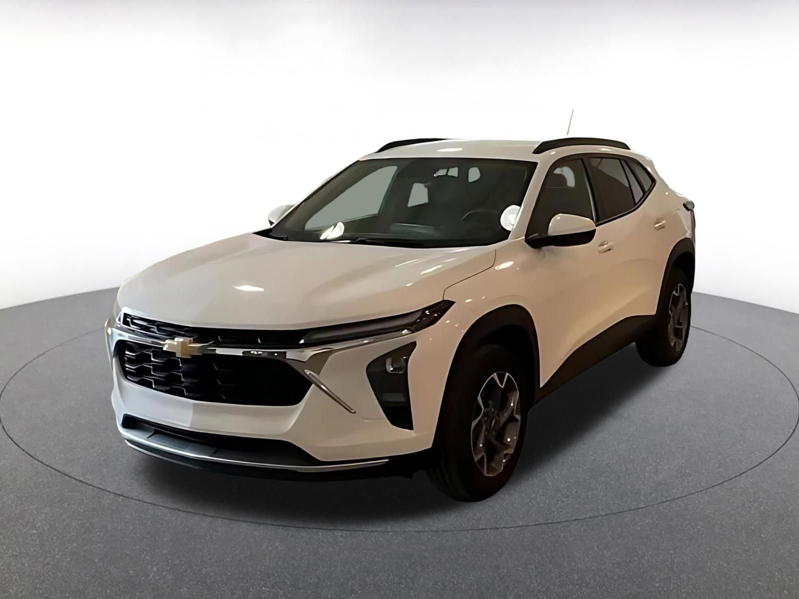 Used 2025 Chevrolet Trax LT FWD image 7