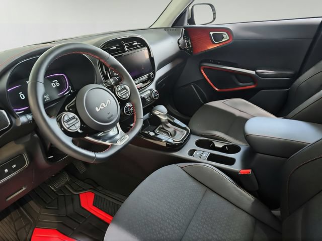 Certified 2025 Kia Soul GT-Line w/ GT-Line Technology Package FWD image 11