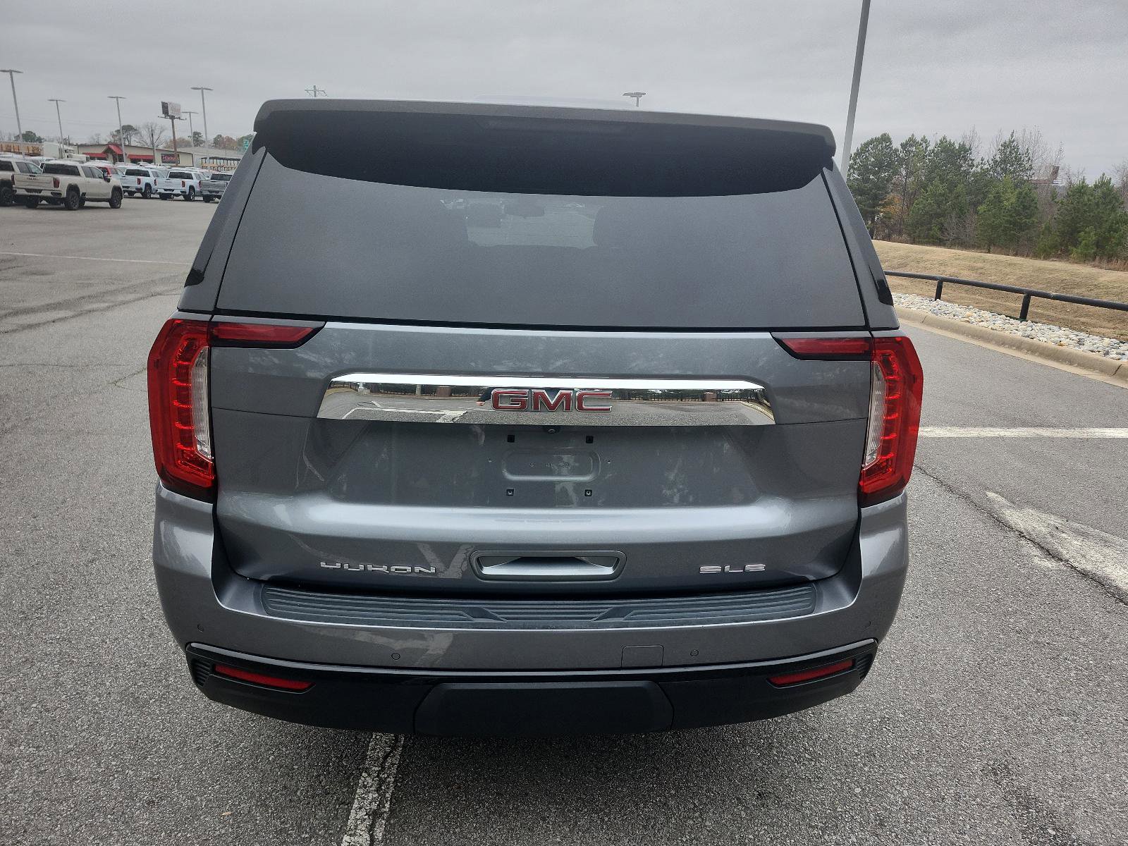 Certified 2022 GMC Yukon SLE w/ Gmc Pro Safety Plus Package image 3