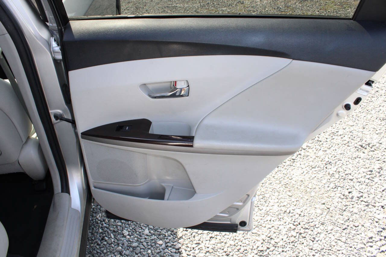 Used 2009 Toyota Venza FWD image 21