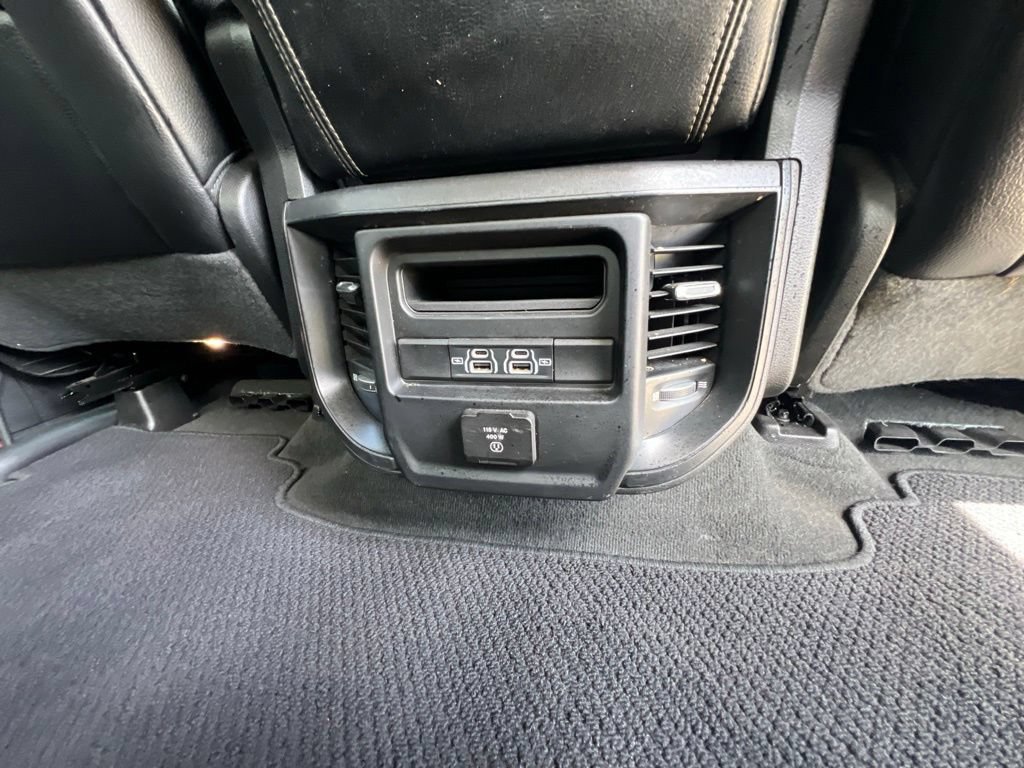 Used 2022 RAM 1500 Laramie AWD/4WD image 23