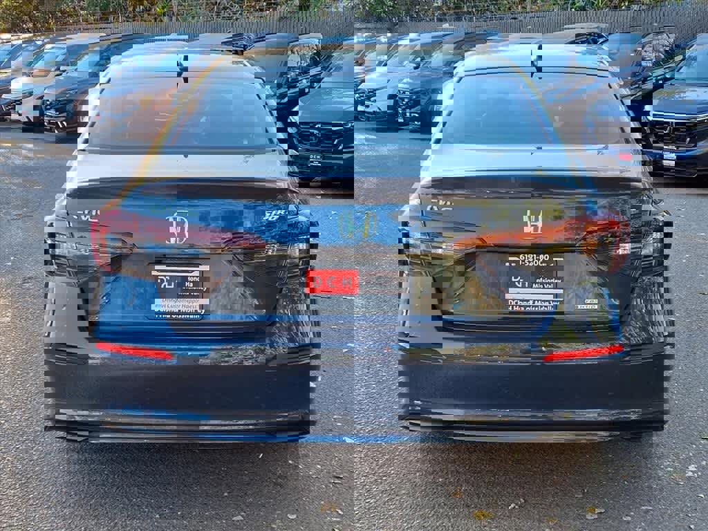 Used 2025 Honda Civic Sport image 5