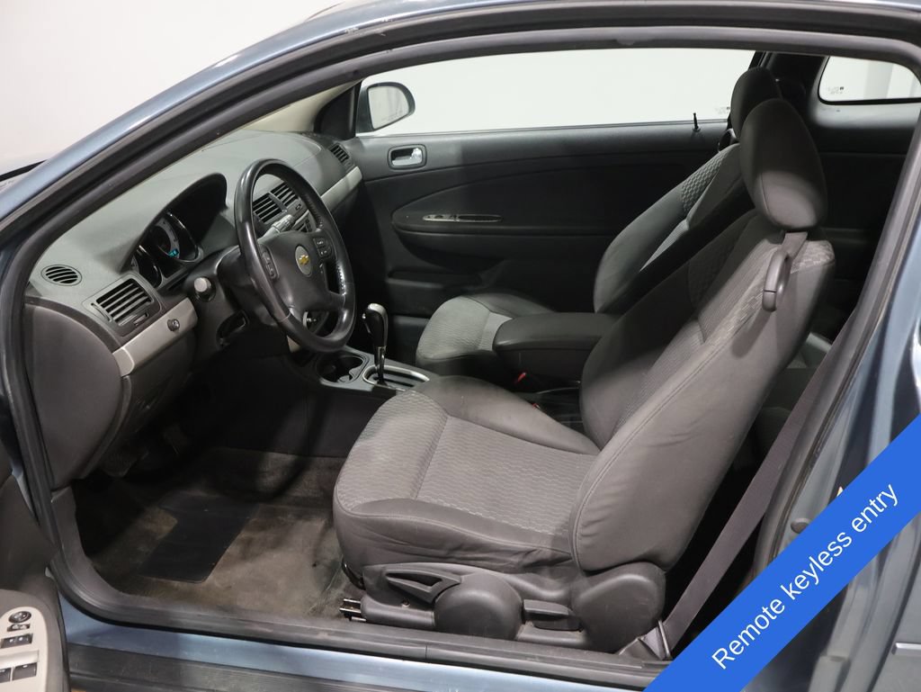 Used 2006 Chevrolet Cobalt LT w/ Preferred Equipment Group FWD image 2