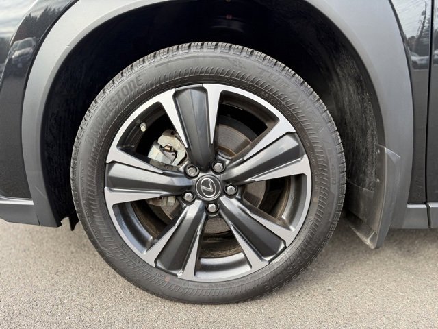 Used 2021 Lexus UX 250h w/ Luxury Package image 11