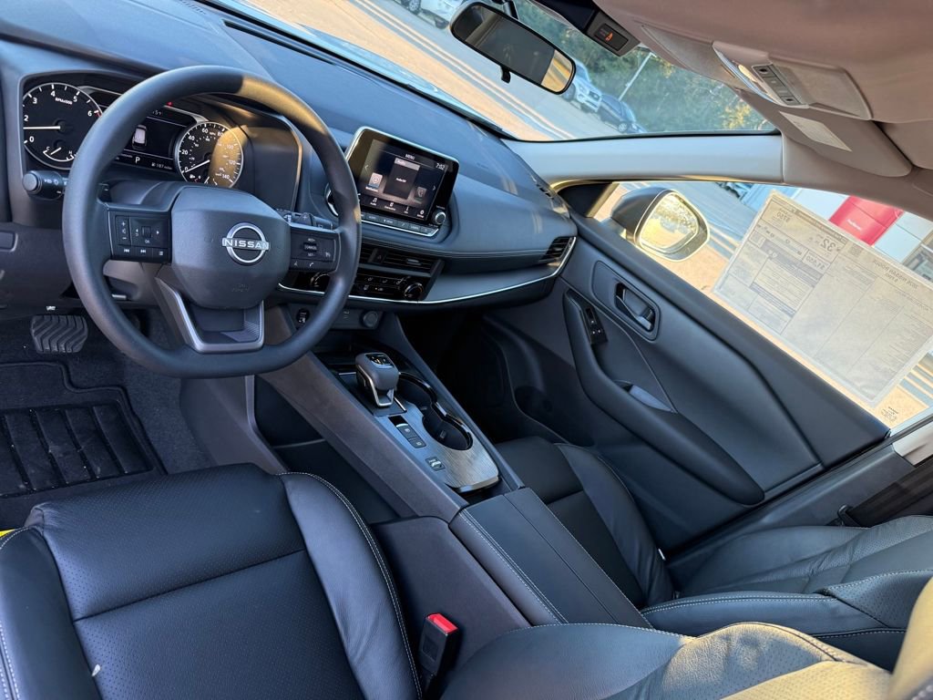 New 2026 Nissan Rogue S image 15