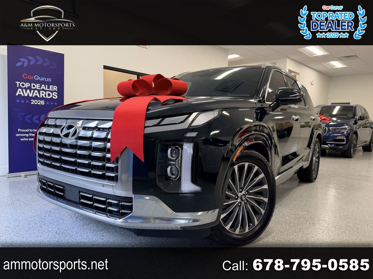 Used 2023 Hyundai Palisade Calligraphy FWD image 1