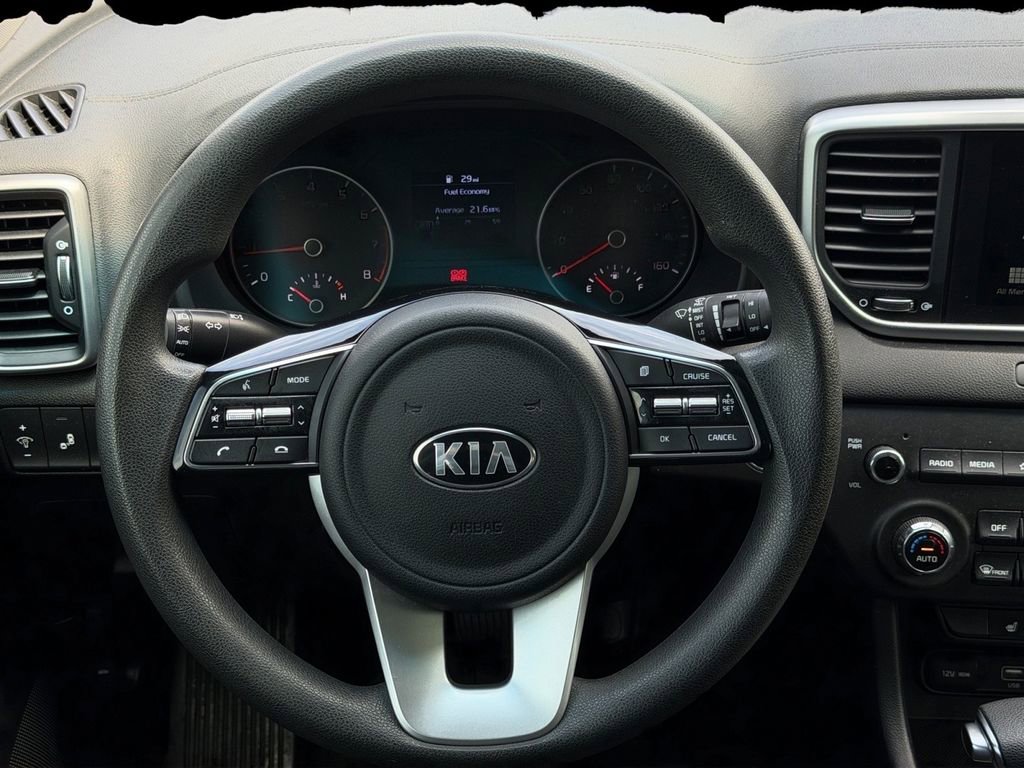 Used 2022 Kia Sportage LX w/ LX FWD Value Edition Package image 18