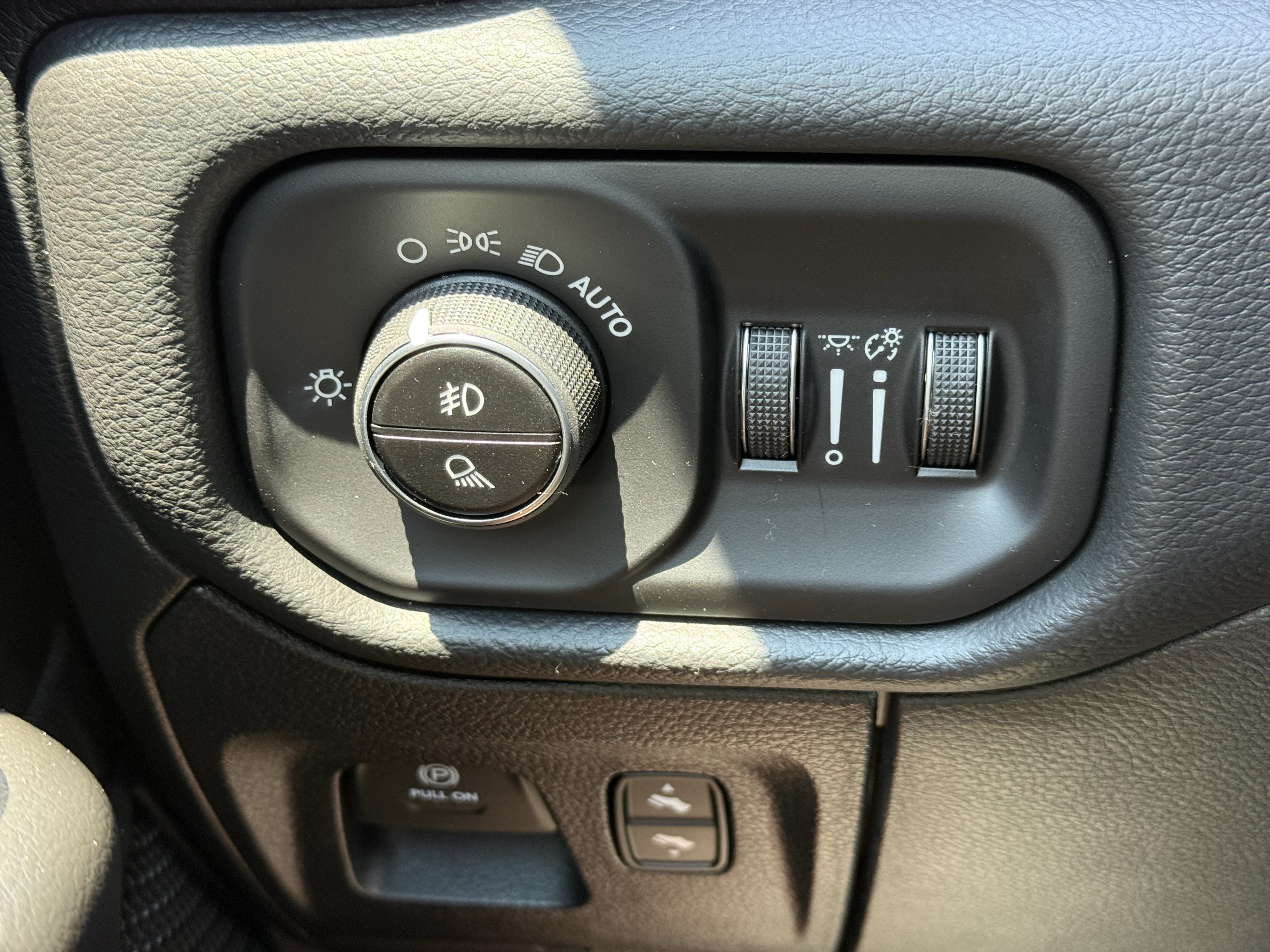 New 2026 RAM 1500 Big Horn AWD/4WD image 26