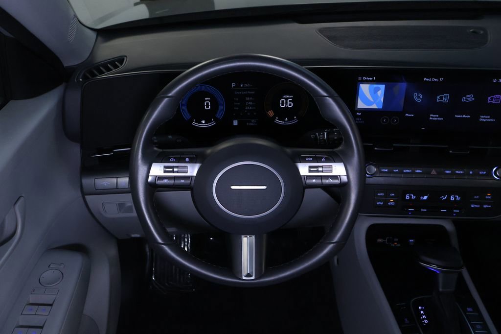 Used 2024 Hyundai Kona SEL image 16