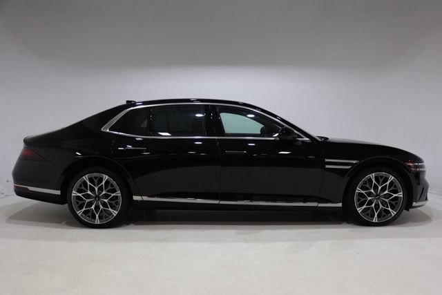 Used 2024 Genesis G90 3.5T AWD/4WD image 9