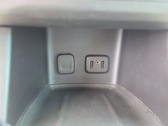 Used 2019 GMC Acadia Denali w/ Technology Package FWD image 30