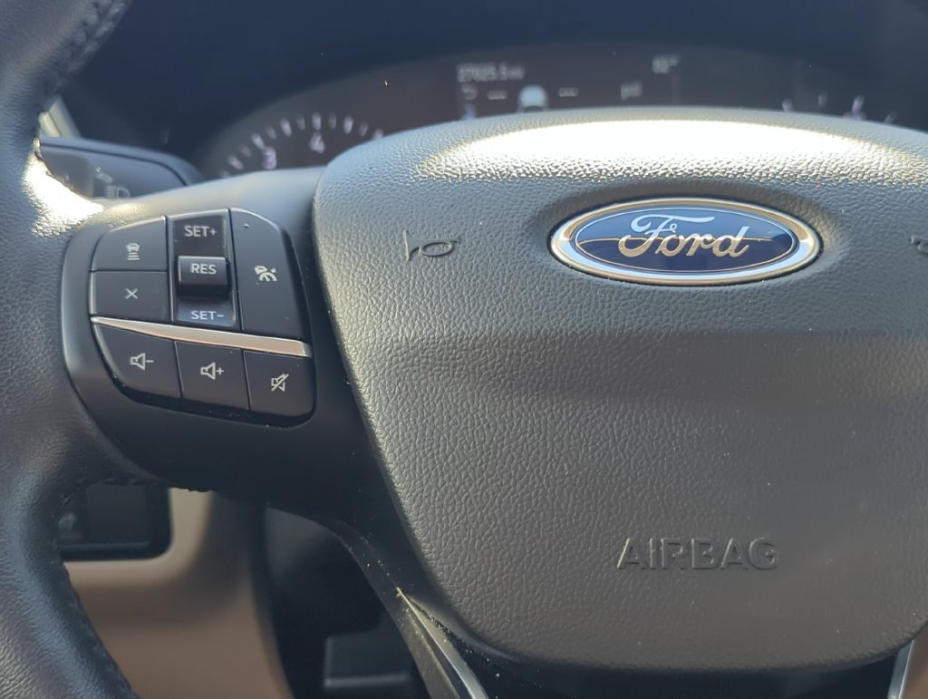 Used 2020 Ford Escape SEL FWD image 15