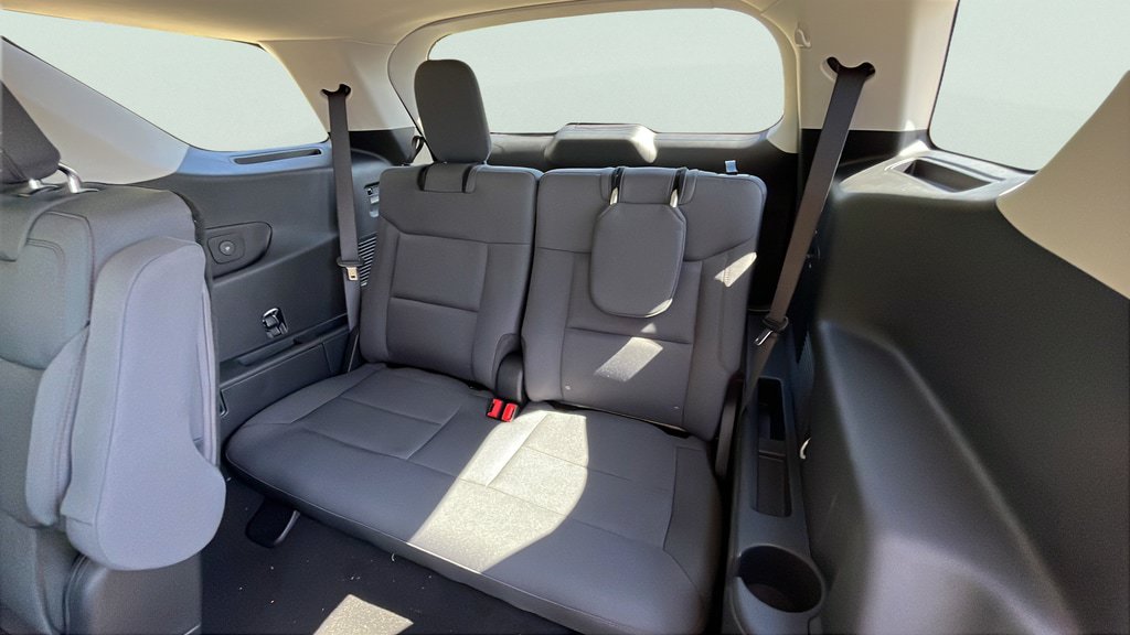 New 2026 Ford Explorer Active AWD/4WD image 18