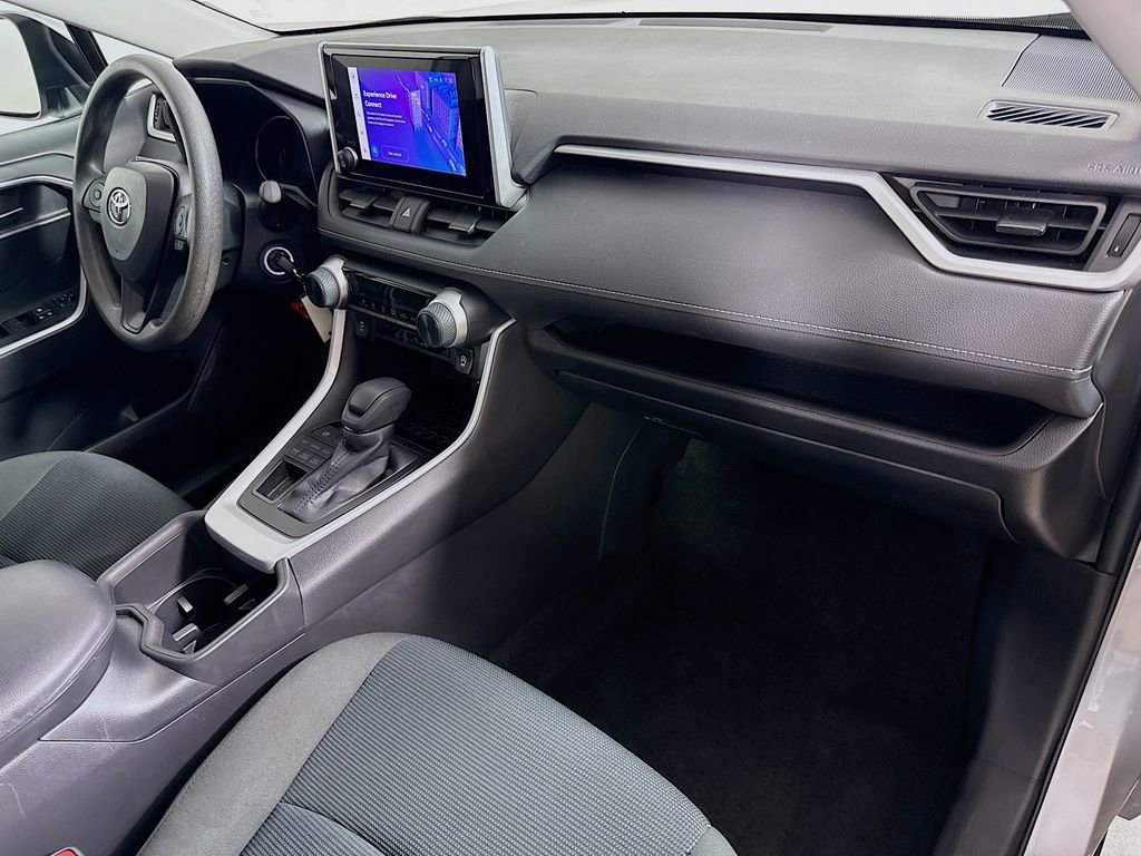 Certified 2023 Toyota RAV4 LE image 28