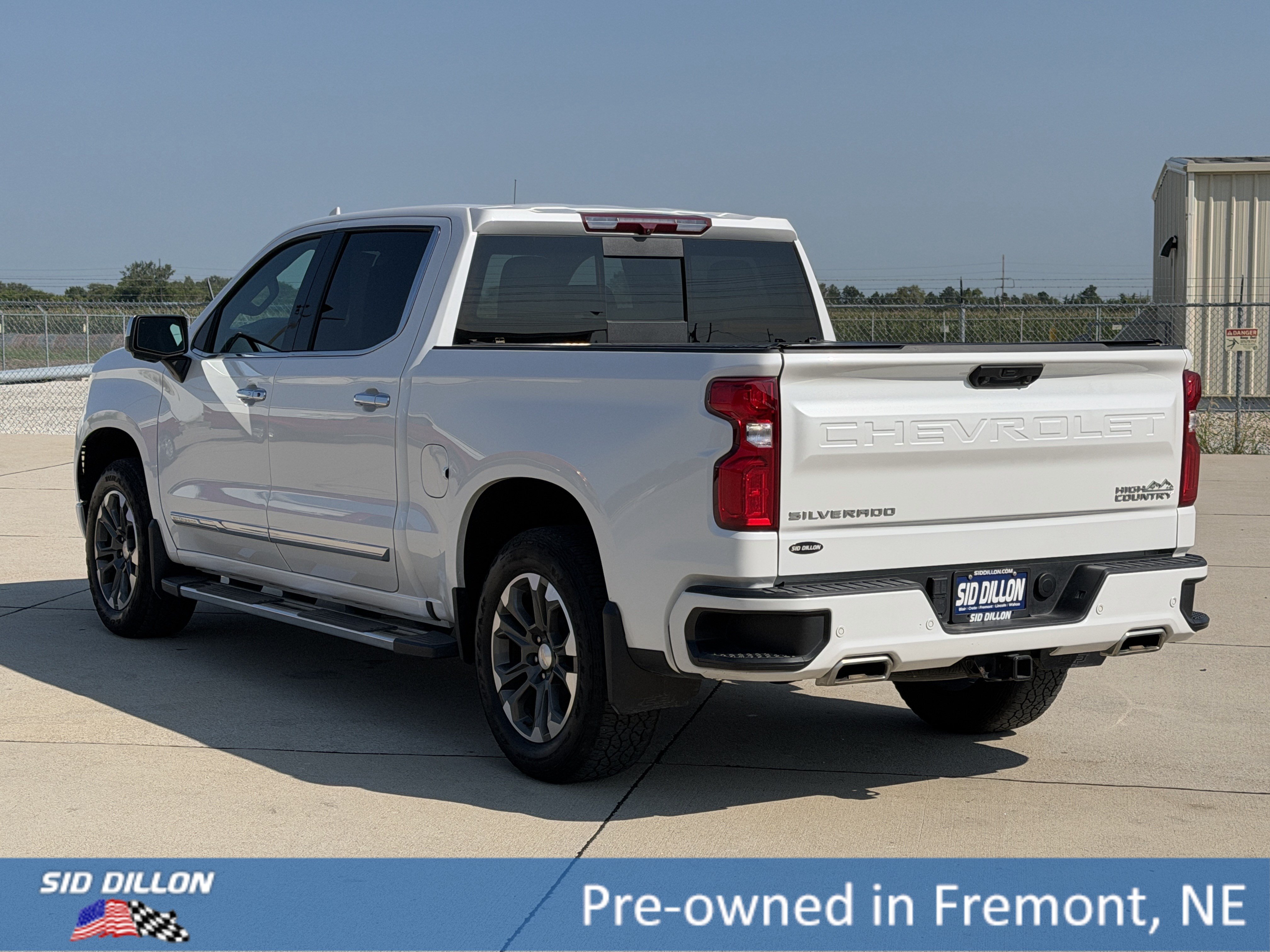 Certified 2024 Chevrolet Silverado 1500 High Country AWD/4WD image 7