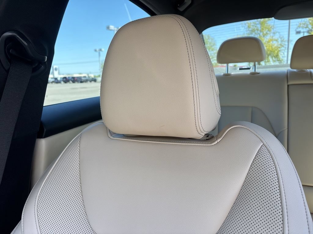 Used 2023 BMW 330i Sedan w/ Driving Assistance Package RWD image 23