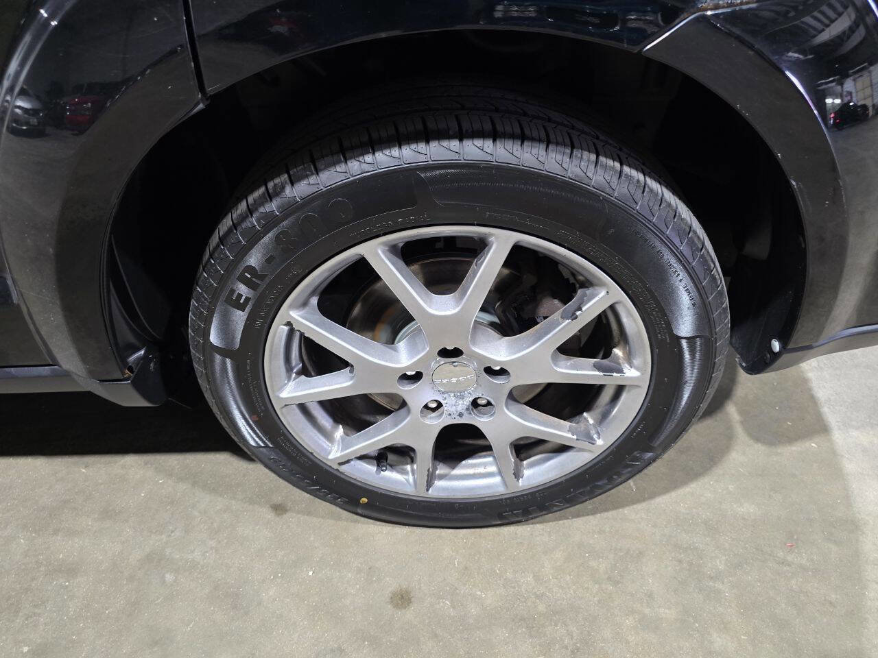 Used 2015 Dodge Journey R/T w/ Flexible Seating Group image 21