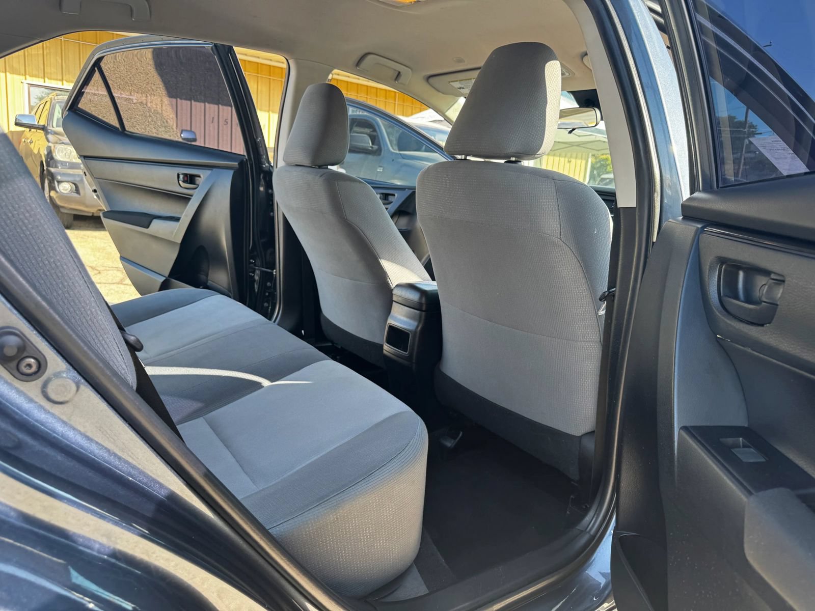 Used 2019 Toyota Corolla L FWD image 9