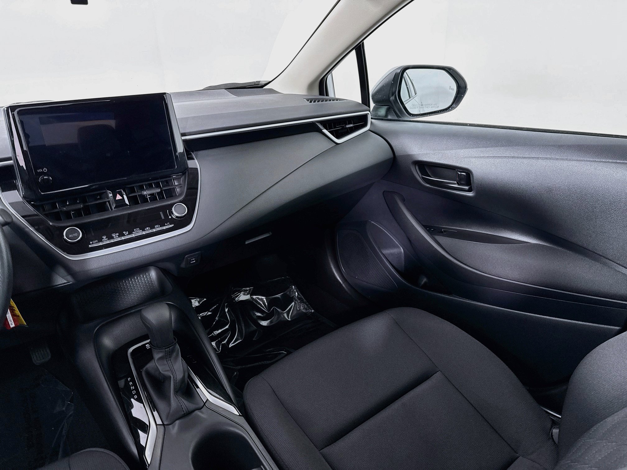 Certified 2026 Toyota Corolla LE FWD image 21