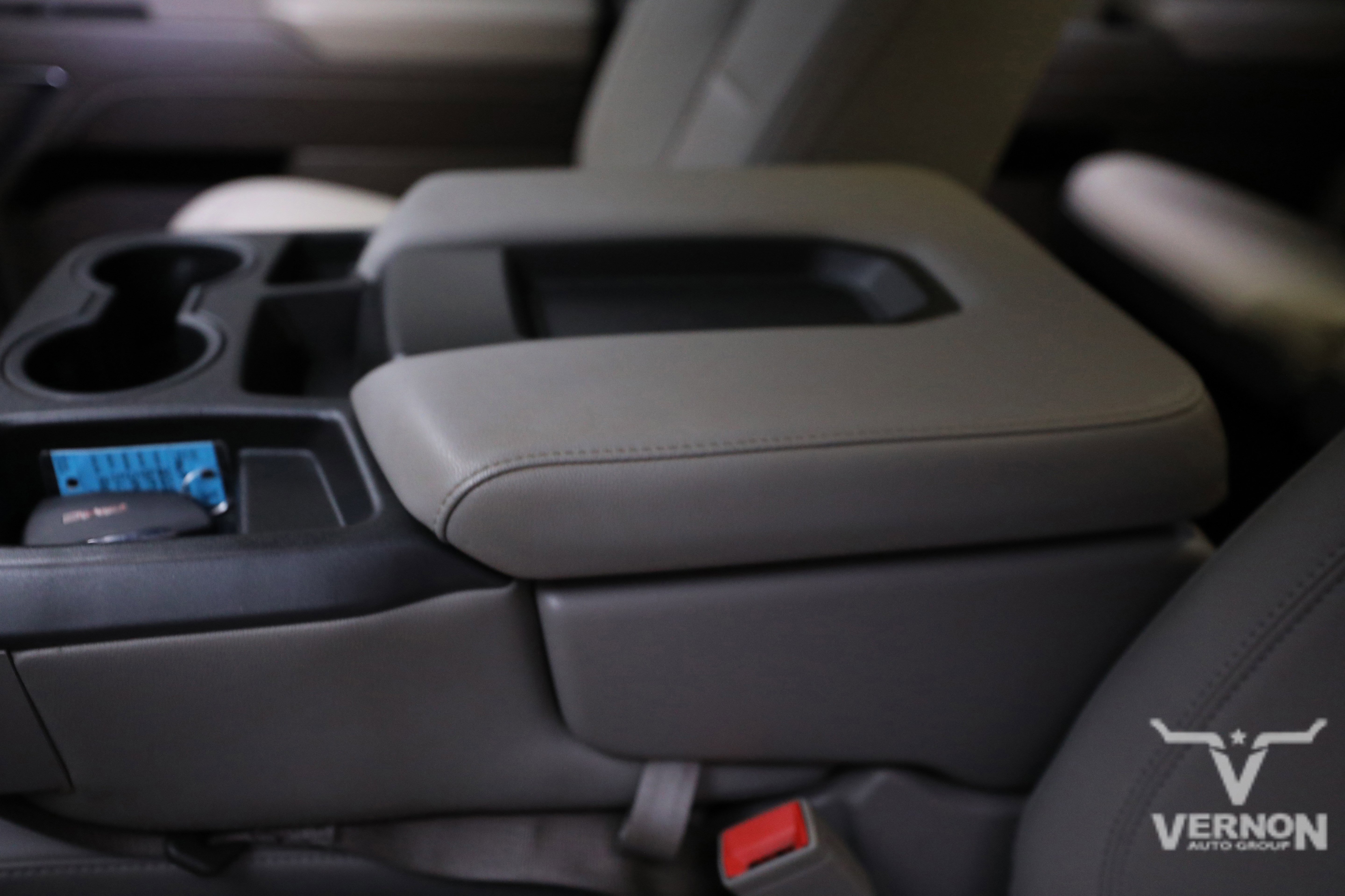 Used 2022 GMC Sierra 1500 SLT w/ X31 Off-Road Package image 15