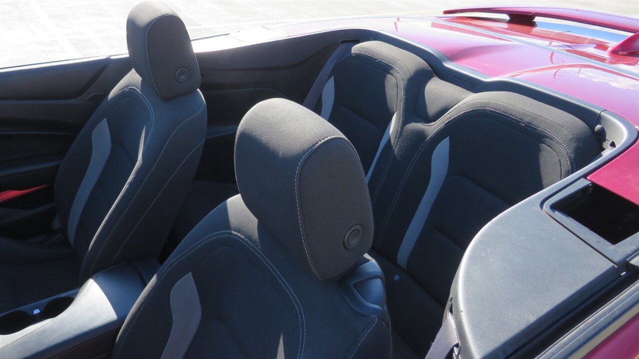 Used 2017 Chevrolet Camaro SS RWD image 25