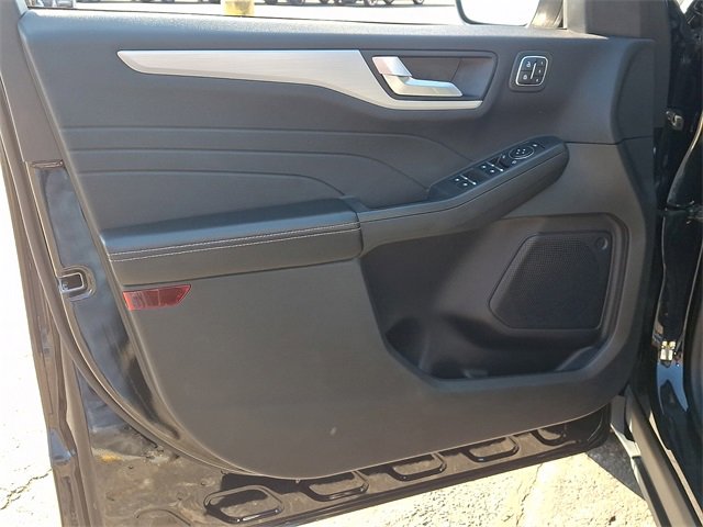 Used 2024 Ford Escape Platinum image 12
