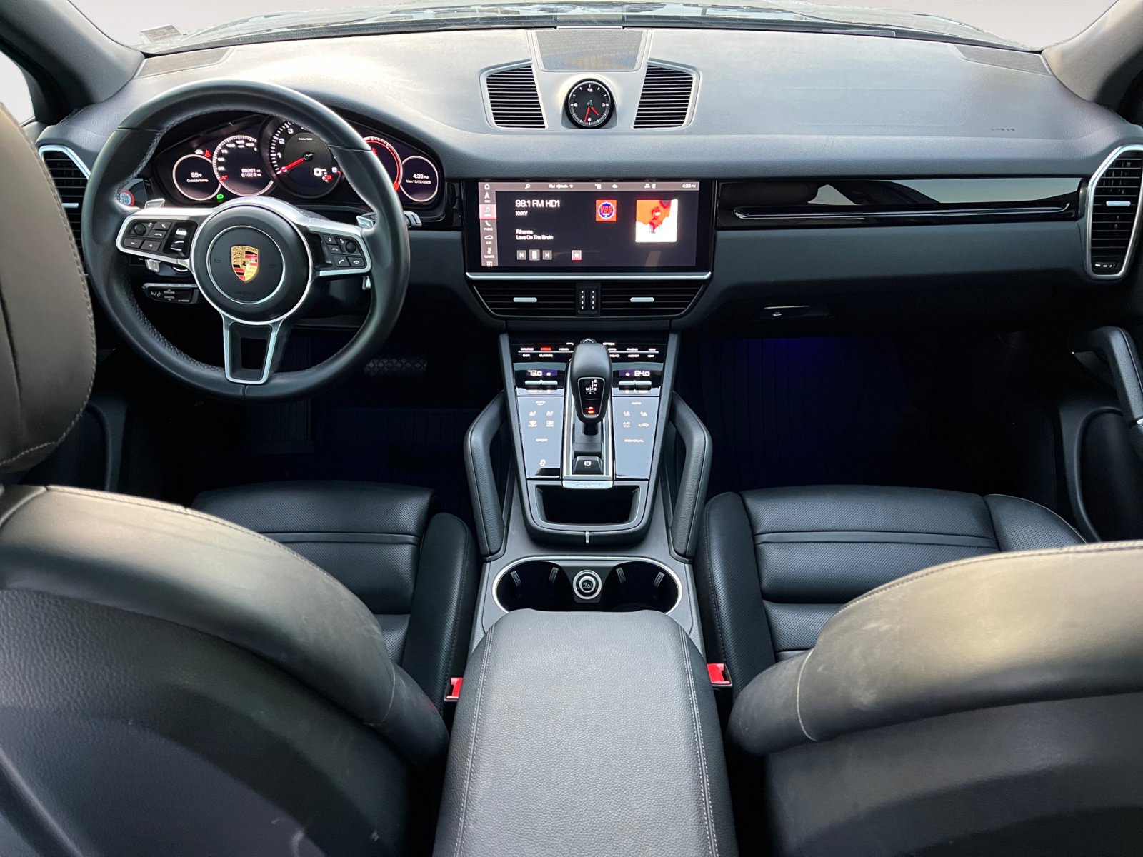 Used 2021 Porsche Cayenne image 13