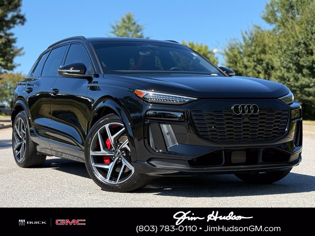 Used 2025 Audi SQ6 e-tron Prestige AWD/4WD image 2
