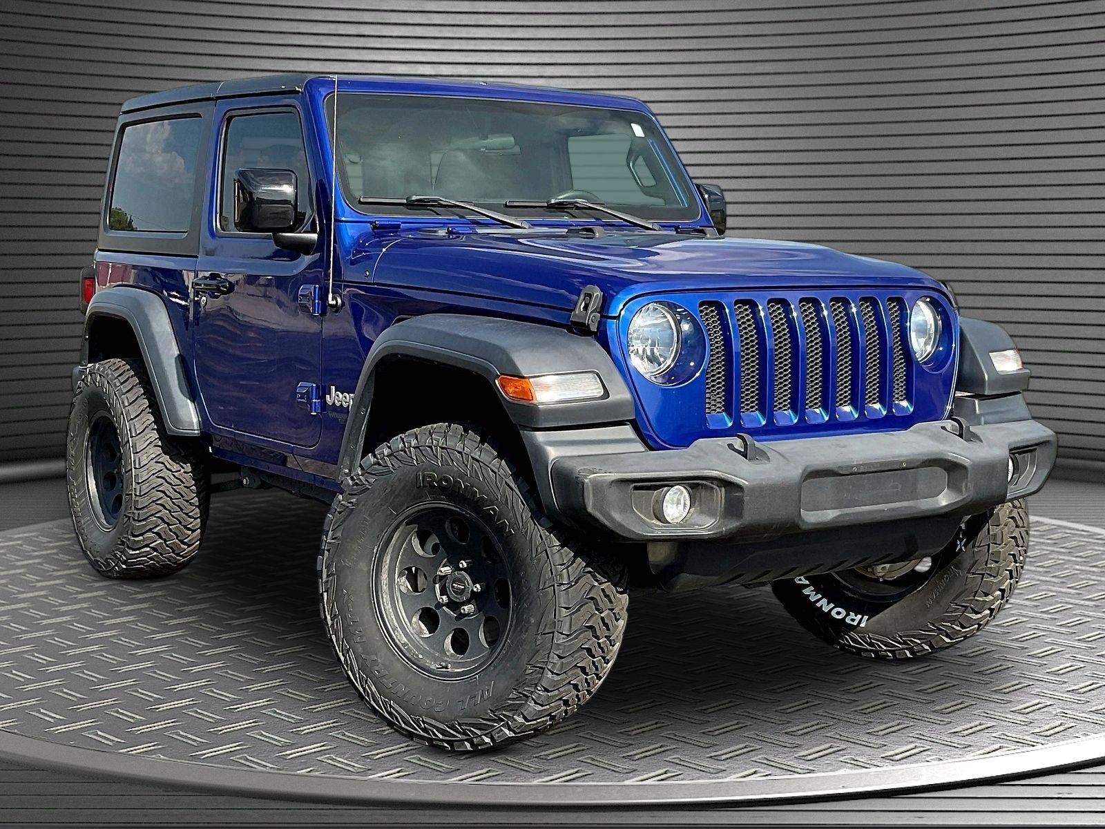 Used 2019 Jeep Wrangler Sport AWD/4WD image 1