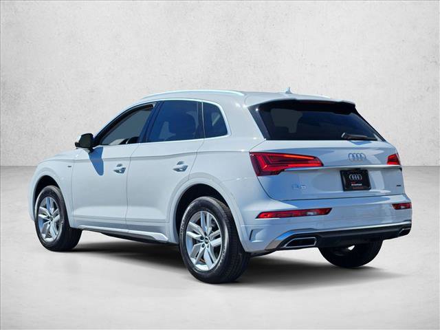 Used 2023 Audi Q5 2.0T Premium w/ Convenience Package image 7