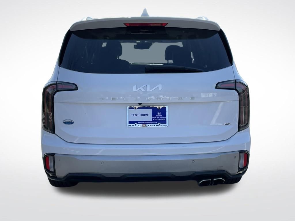 Used 2023 Kia Telluride EX w/ EX Captain's Chair Package image 5