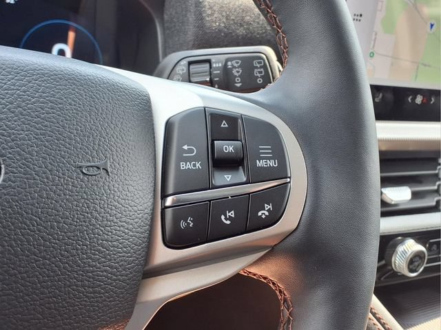 Used 2026 Ford Explorer Active w/ Active Comfort Package AWD/4WD image 29